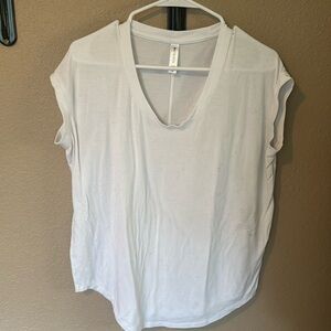 Athleta tee